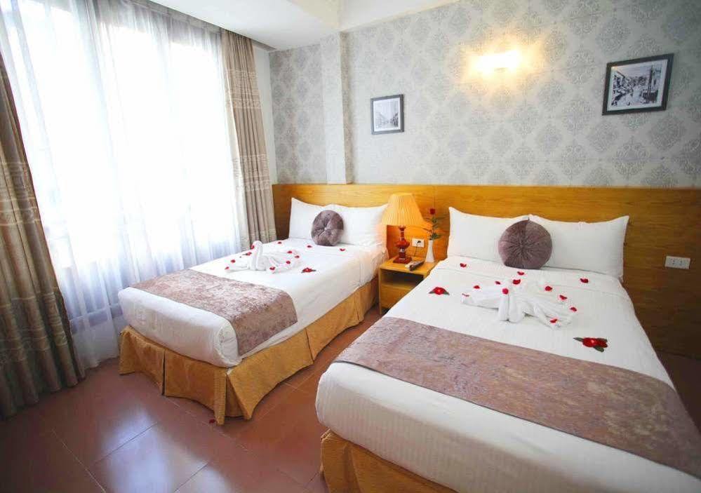 Madam Moon Hotel Ханой Экстерьер фото